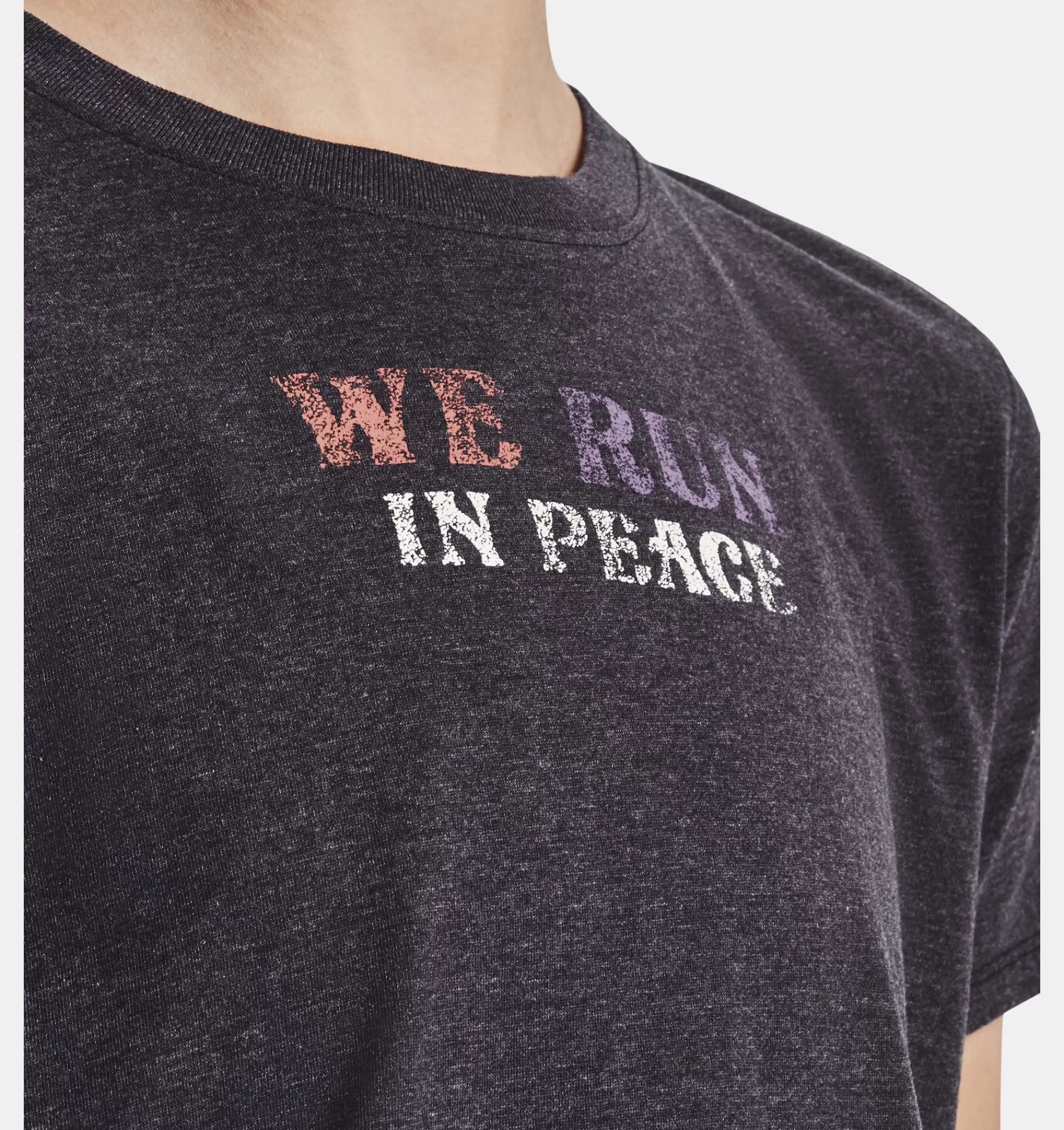 Femmes Under Armour Hauts<T-Shirt A Manches Courtes Ua Run In Peace Pour Femme